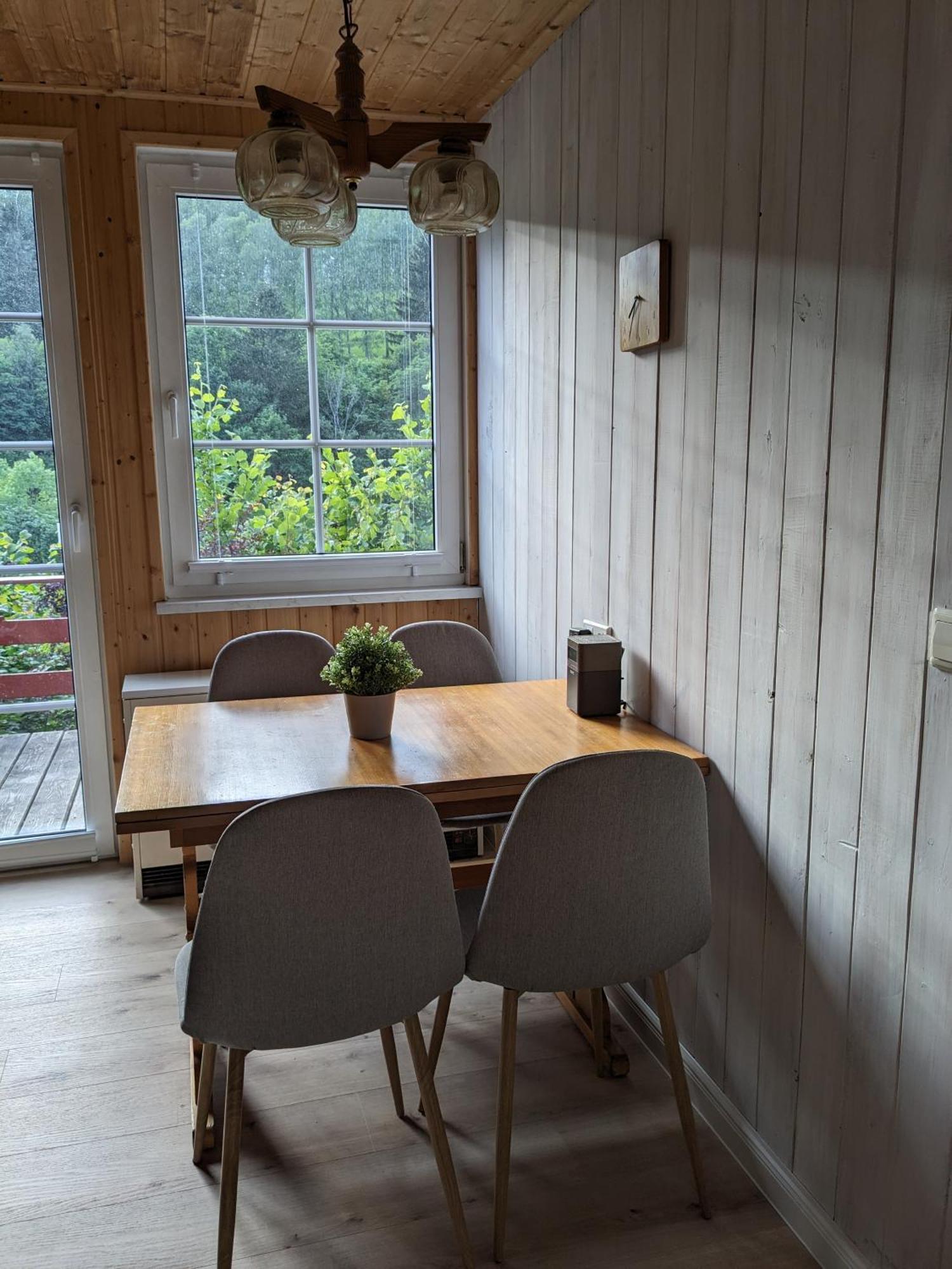 Ruhiges Ferienhaus Mit Sauna: Hellaberg III Langenbach  Luaran gambar